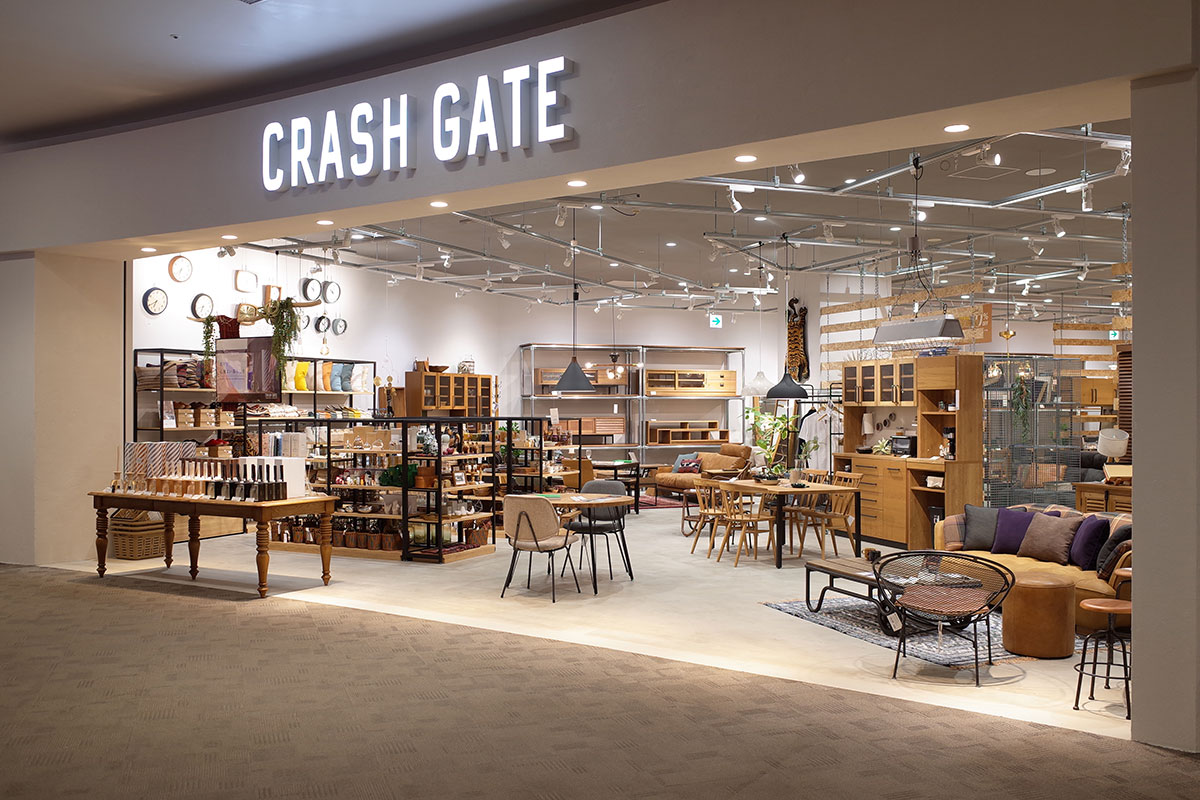 クラッシュゲート 幕張新都心店｜直営店｜CRUSH CRASH PROJECT 