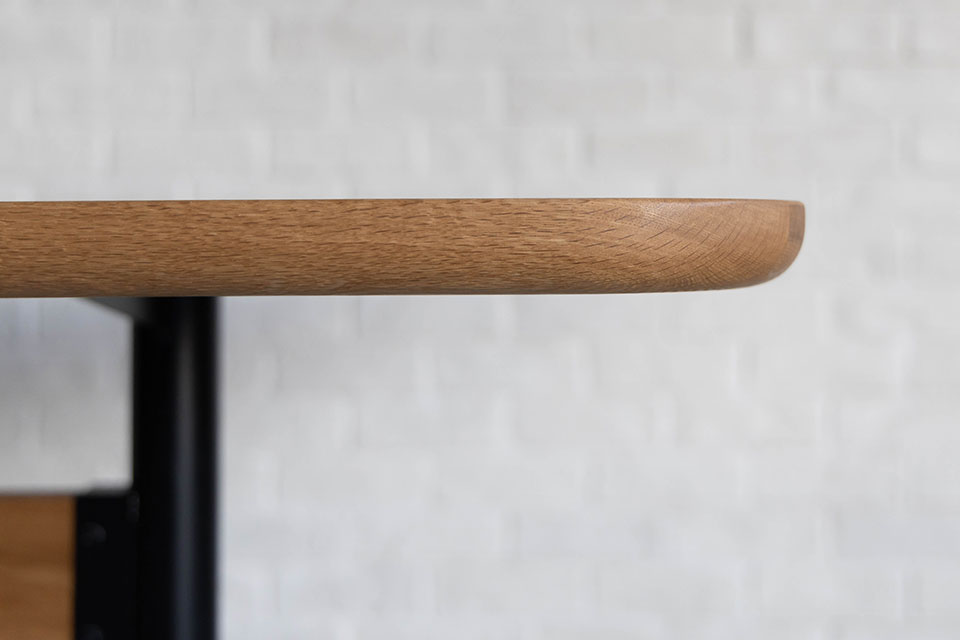 クリープダイニングテーブル