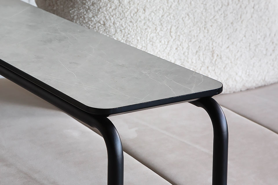 グローサイドテーブル:天板拡大