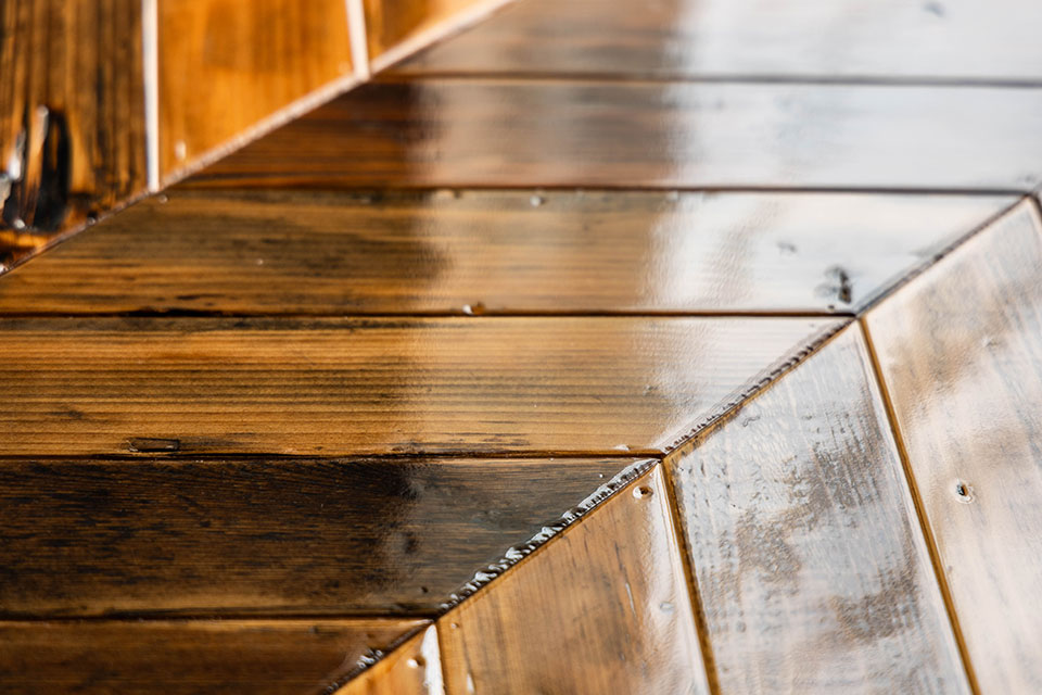 マテリアテーブル：天板杉古材ヘリンボーン柄