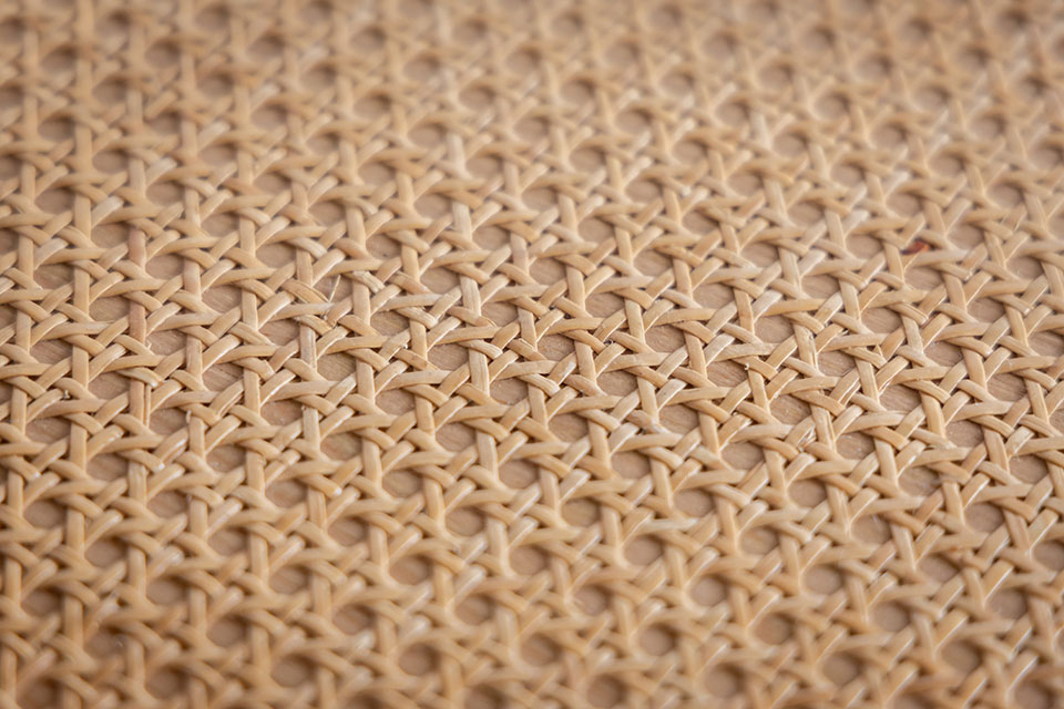 シルバサイドテーブル:底面かごめ編み