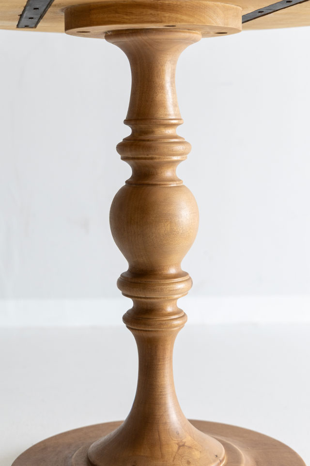 アデルカフェテーブル：脚部