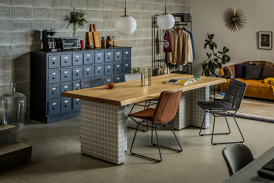 ソリットテーブル：スタイリングイメージ