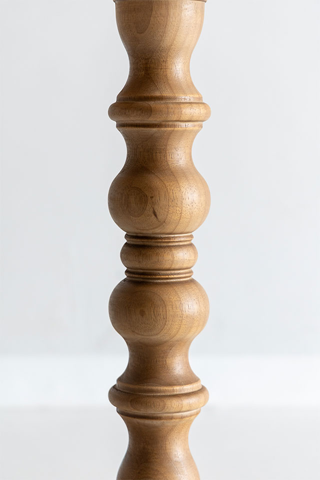 アザミサイドテーブル：拡大