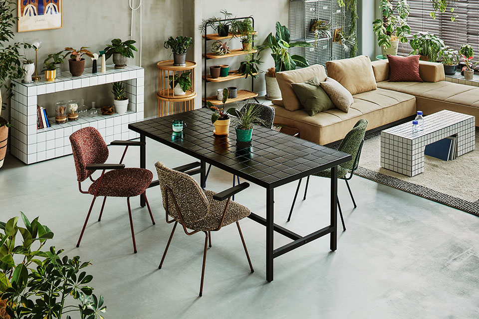 ナノダイニングテーブルスタイリング写真-OASIS/オアシス 建築材タイルを使ったインテリアコレクション-